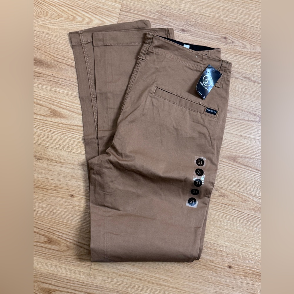 BRAND NEW. Volcom Chino pants